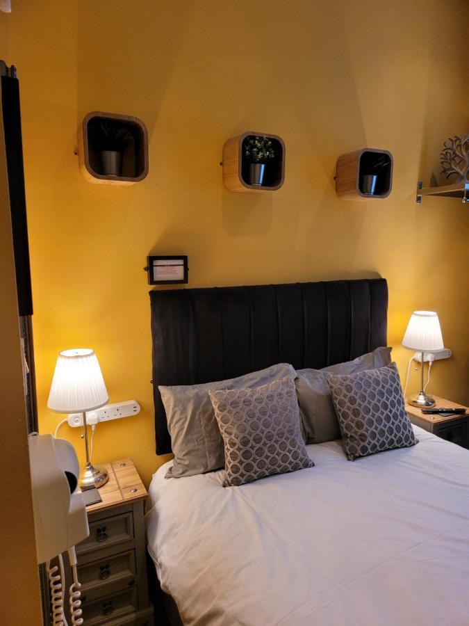 Gasthof The - No 8 Edinburgh